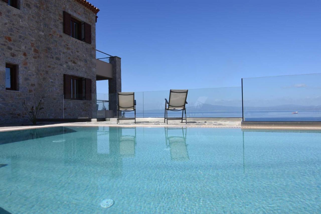 Villa Dafni - Infinite Sea Vistas With Private Pool Kalamata Bagian luar foto