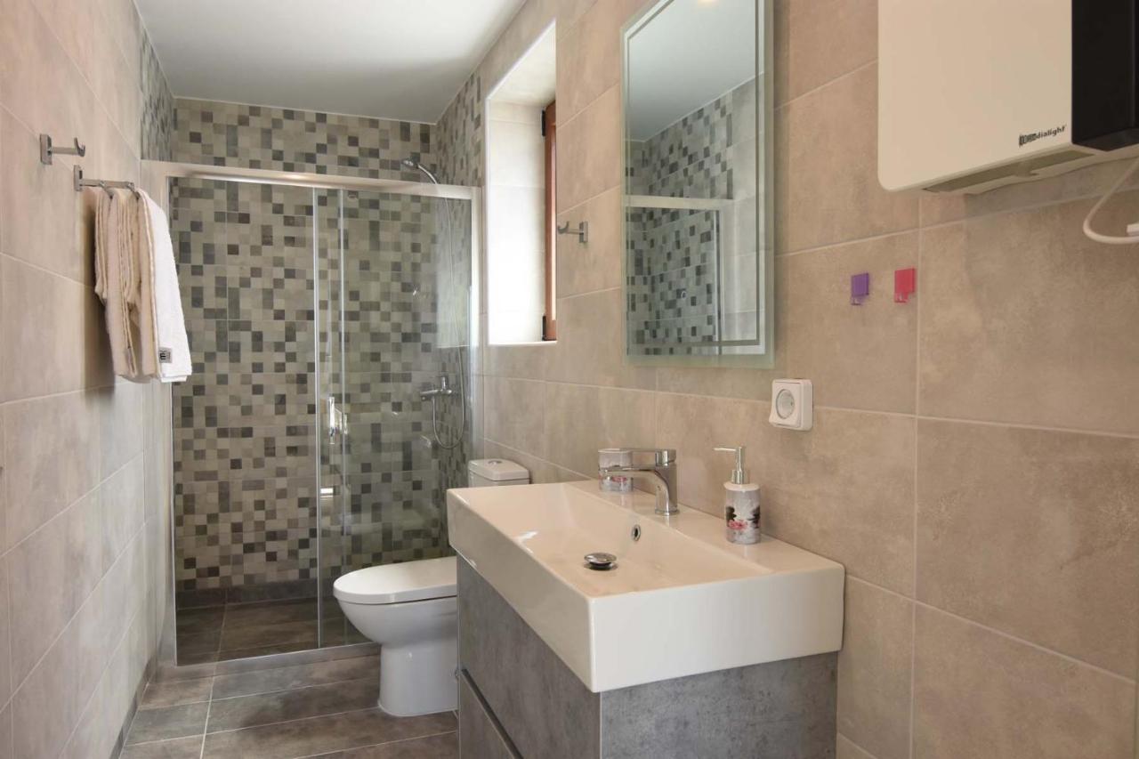 Villa Dafni - Infinite Sea Vistas With Private Pool Kalamata Bagian luar foto