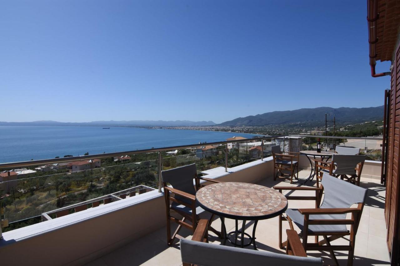 Villa Dafni - Infinite Sea Vistas With Private Pool Kalamata Bagian luar foto