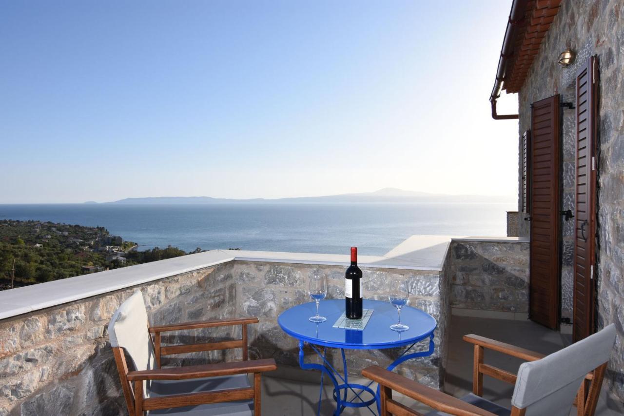 Villa Dafni - Infinite Sea Vistas With Private Pool Kalamata Bagian luar foto