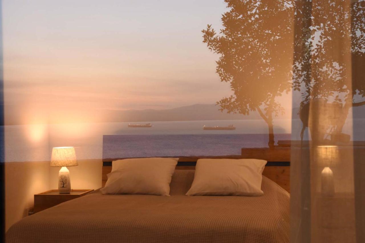 Villa Dafni - Infinite Sea Vistas With Private Pool Kalamata Bagian luar foto